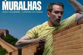 kaiyun客户端下载关于反败为胜首场状态出色，勇士观众沸腾！，费德勒重返赛场观众掌声雷动的信息